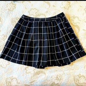 Hot Topic Black White Plaid Pleated Skirt Women's Small S School Girl Goth Punk